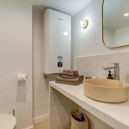 Le Velours 2 Bedrooms 4 Beds Daire *